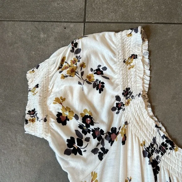 Free People Floral Print Top - Picture 3 of 10